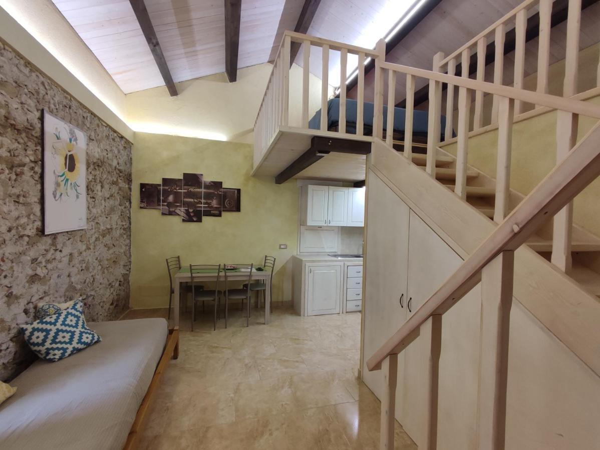 Il Giardino Dei Semplici B&B Caulonia ภายนอก รูปภาพ